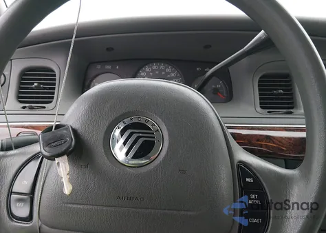 2004 Mercury Grand Marquis Gs z USA, uszkodzony, nr VIN 2MEFM74W94X640476